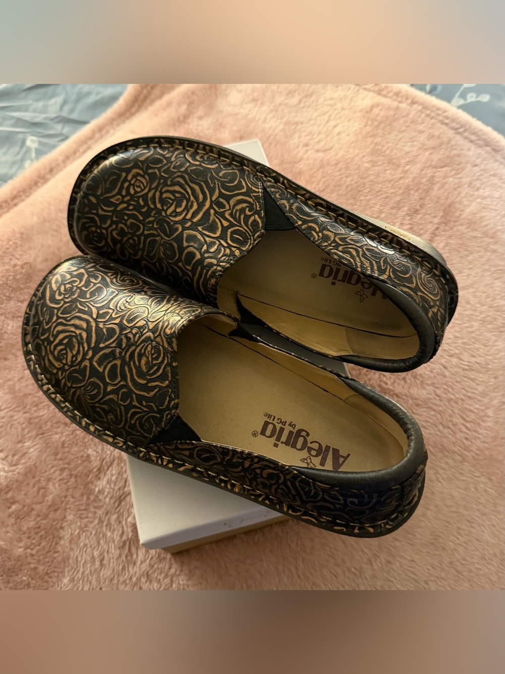 Alegria Black and Gold Rose-Pattern Slip-On Moccasins